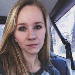 Meet your Posher, Jasmine